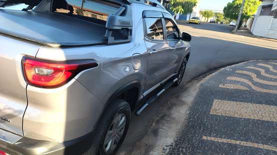 FIAT-TORO-2020