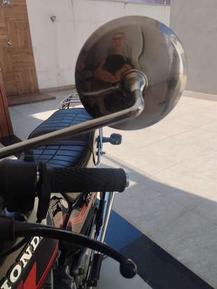 HONDA-CB 400 HONDA-CB 400-1983