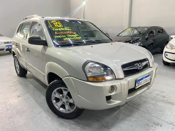 HYUNDAI TUCSON 2.0 MPFI GL 16V 142CV 2WD GASOLINA 4P AUTOMÁTICO