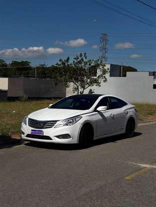 HYUNDAI-AZERA-2012