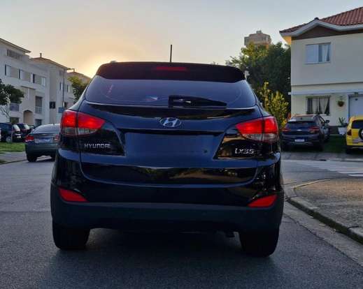 HYUNDAI-IX35-2.0 MPFI GLS 4X2 16V GASOLINA 4P AUTOMÁTICO HYUNDAI-IX35-2011