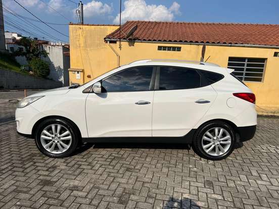 HYUNDAI-IX35-2.0 MPI 4X2 16V FLEX 4P AUTOMÁTICO HYUNDAI-IX35-2012