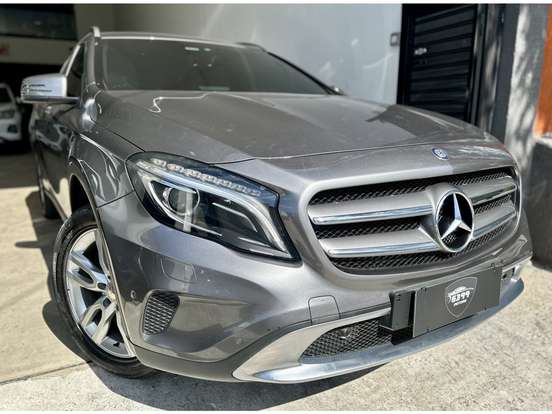 MERCEDES-BENZ-GLA 200-1.6 CGI ADVANCE 16V TURBO FLEX 4P AUTOMÁTICO MERCEDES-BENZ-GLA 200-2015