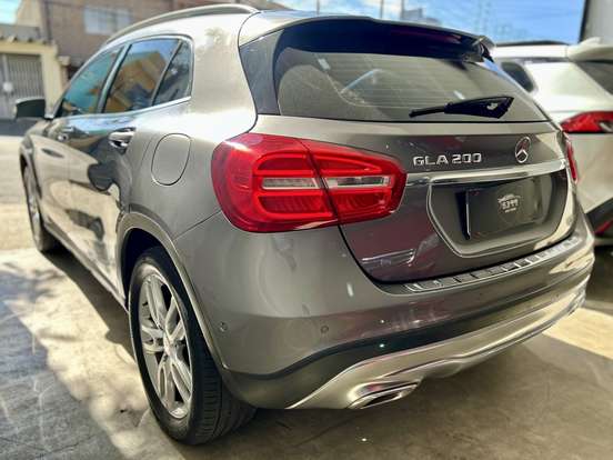 MERCEDES-BENZ-GLA 200-1.6 CGI ADVANCE 16V TURBO FLEX 4P AUTOMÁTICO MERCEDES-BENZ-GLA 200-2015