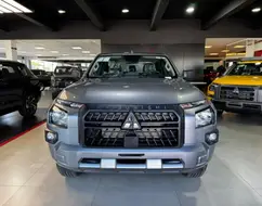 MITSUBISHI TRITON 2.4 BITURBO DIESEL CD GL 4X4 AUTOMÁTICO MITSUBISHI TRITON 2.4 BITURBO DIESEL CD GL 4X4 AUTOMÁTICO