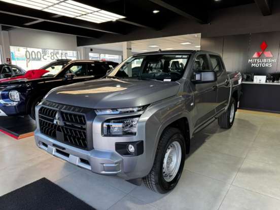 MITSUBISHI-TRITON-2.4 BITURBO DIESEL CD GL 4X4 AUTOMÁTICO MITSUBISHI-TRITON-2026