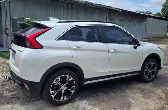 MITSUBISHI-ECLIPSE CROSS-2021