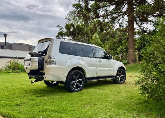 MITSUBISHI-PAJERO FULL-2013