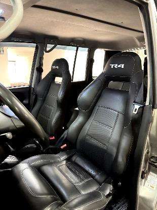 MITSUBISHI-PAJERO TR4-2013