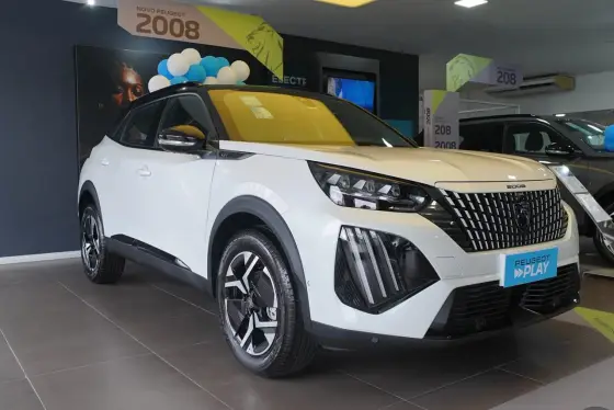 PEUGEOT 2008 1.0 TURBO 200 HYBRID GT CVT