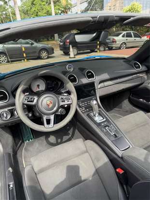 PORSCHE-718-2023