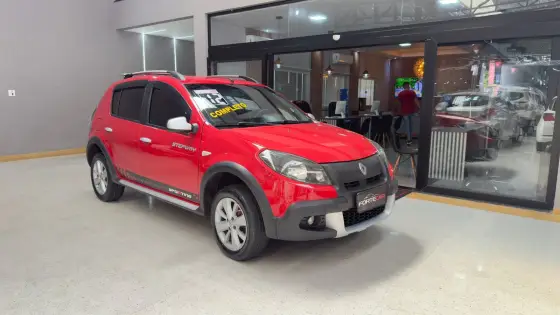 RENAULT SANDERO 1.6 STEPWAY 16V FLEX 4P MANUAL