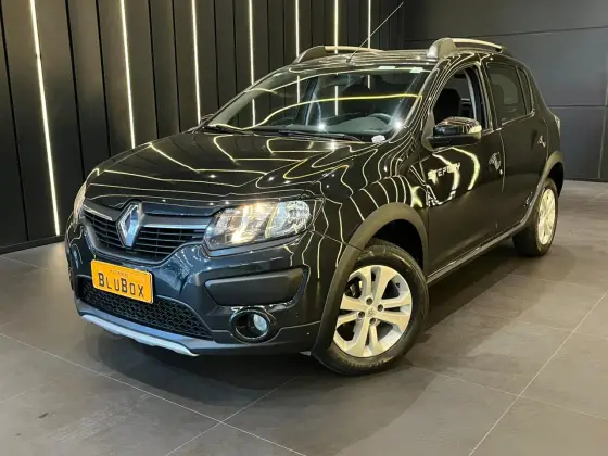 RENAULT SANDERO 1.6 STEPWAY 8V FLEX 4P MANUAL