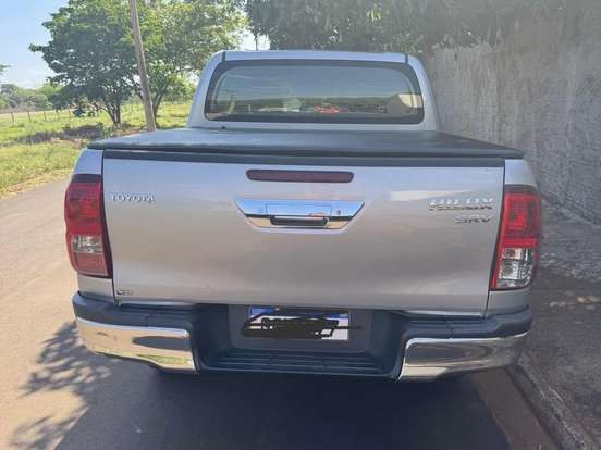 TOYOTA-HILUX-2.8 SRV 4X4 CD 16V DIESEL 4P AUTOMÁTICO TOYOTA-HILUX-2016