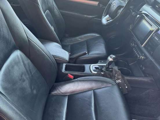 TOYOTA-HILUX-2.8 SRV 4X4 CD 16V DIESEL 4P AUTOMÁTICO TOYOTA-HILUX-2016