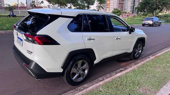 TOYOTA-RAV4-2019