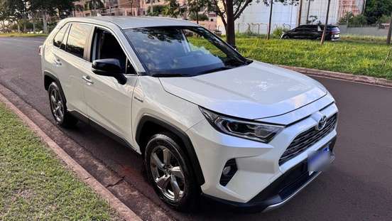 TOYOTA-RAV4-2019