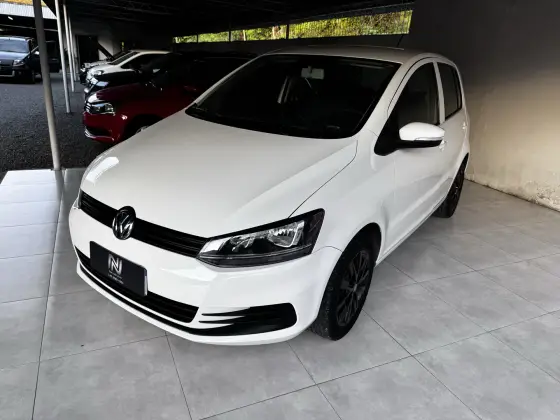 VOLKSWAGEN FOX 1.0 MI TRENDLINE 8V FLEX 4P MANUAL