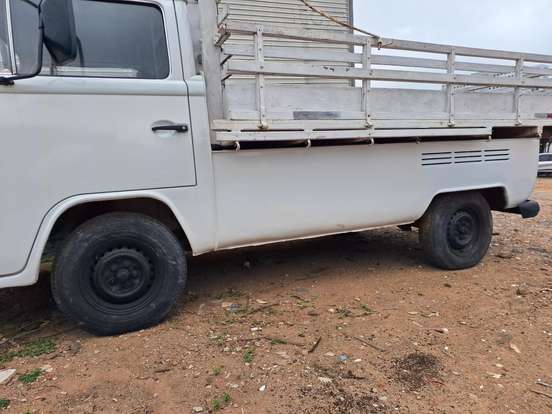 VOLKSWAGEN-KOMBI-1993