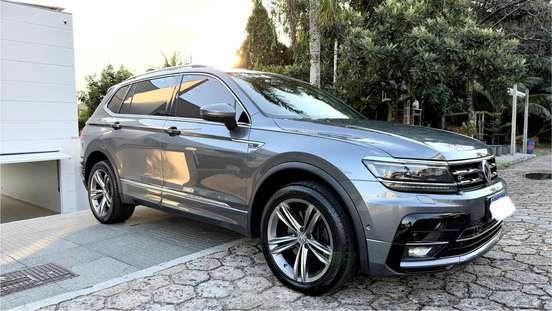 VOLKSWAGEN-TIGUAN-2021
