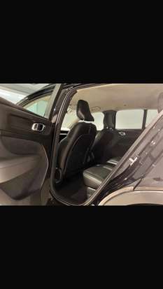 VOLVO-XC40-2018