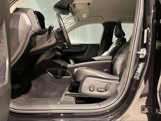 VOLVO-XC40-2.0 T4 GASOLINA GEARTRONIC VOLVO-XC40-2018