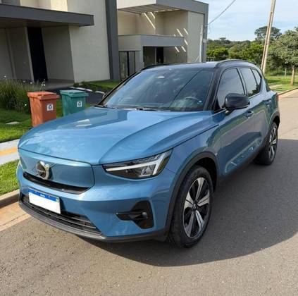 VOLVO XC40 P6 RECHARGE ELECTRIC PLUS