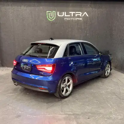 AUDI-A1-2015