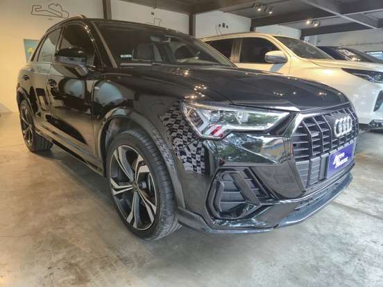 AUDI-Q3-2.0 40 TFSI GASOLINA PERFORMANCE BLACK QUATTRO TIPTRONIC AUDI-Q3-2024