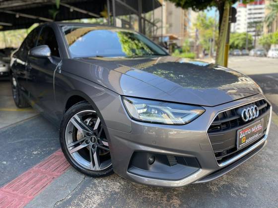AUDI A4 2.0 TFSI GASOLINA PRESTIGE S TRONIC