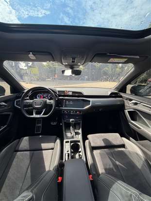 AUDI-Q3-2022