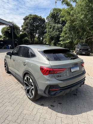 AUDI-Q3-2022