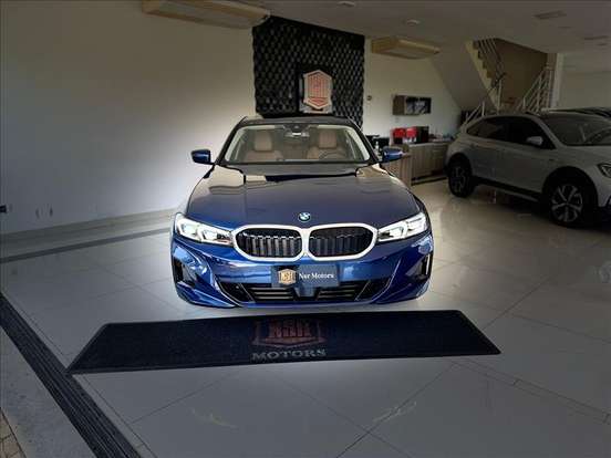 BMW-320i-2024