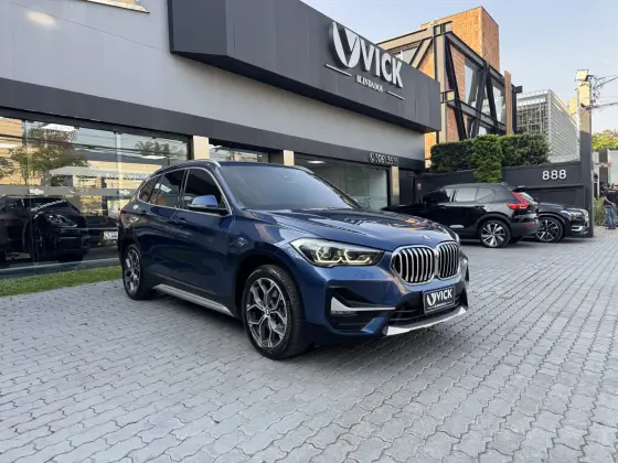 BMW X1 2.0 16V TURBO ACTIVEFLEX SDRIVE20I X-LINE 4P AUTOMÁTICO BMW X1 2.0 16V TURBO ACTIVEFLEX SDRIVE20I X-LINE 4P AUTOMÁTICO