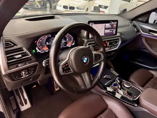 BMW-X4-2022