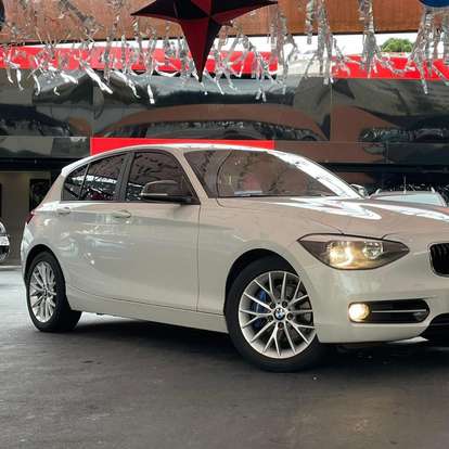 BMW-118i-2014