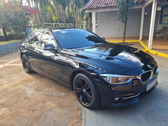 BMW-320i-2017