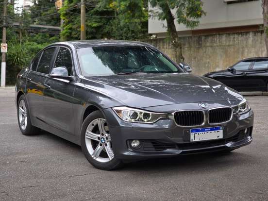 BMW-320i-2014