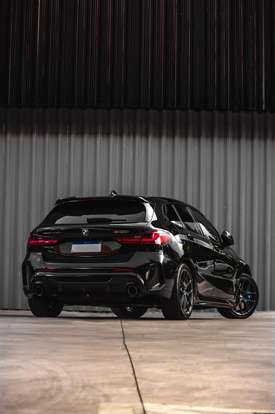 BMW-M 135i-2021