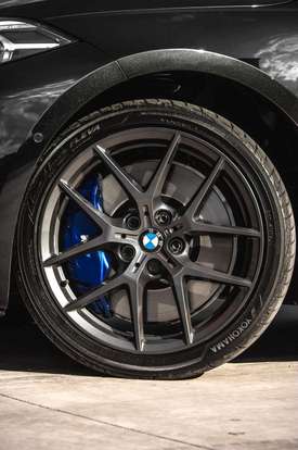 BMW-M 135i-2021