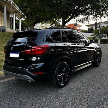BMW-X1-2.0 16V TURBO ACTIVEFLEX SDRIVE20I 4P AUTOMÁTICO BMW-X1-2017