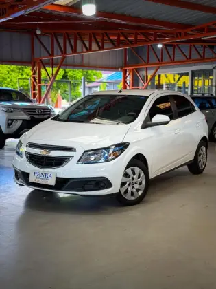 CHEVROLET ONIX 1.4 MPFI LT 8V FLEX 4P MANUAL