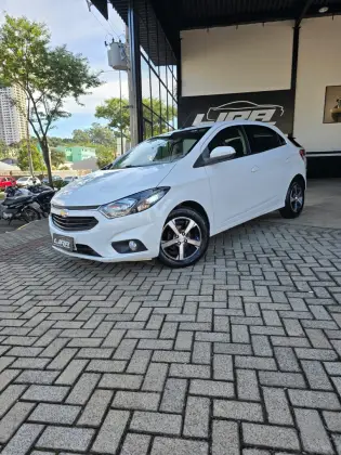 CHEVROLET ONIX 1.4 MPFI LTZ 8V FLEX 4P AUTOMÁTICO