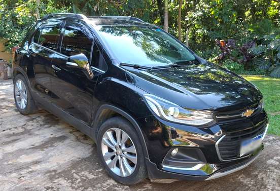 CHEVROLET-TRACKER-2019