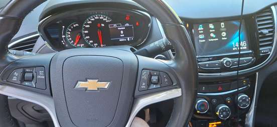 CHEVROLET-TRACKER-2019
