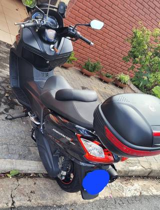 DAFRA MAXSYM 400i 