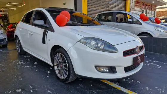 FIAT BRAVO 1.8 SPORTING 16V FLEX 4P AUTOMATIZADO
