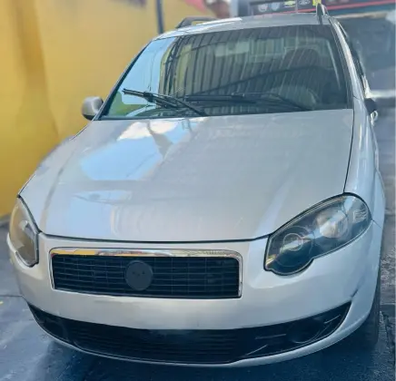 FIAT PALIO 1.4 MPI TREKKING WEEKEND 8V FLEX 4P MANUAL