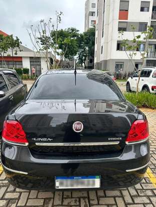 FIAT-LINEA-2011