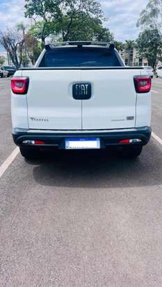 FIAT-TORO-2023